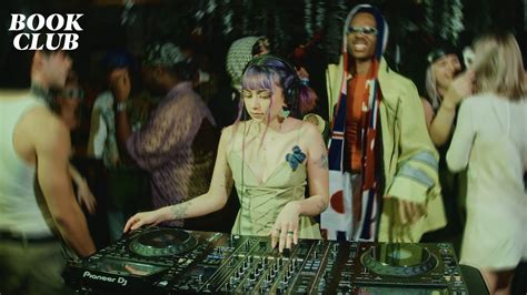 tinzo nude|Spaced Out House Mix in a New York Warehouse .